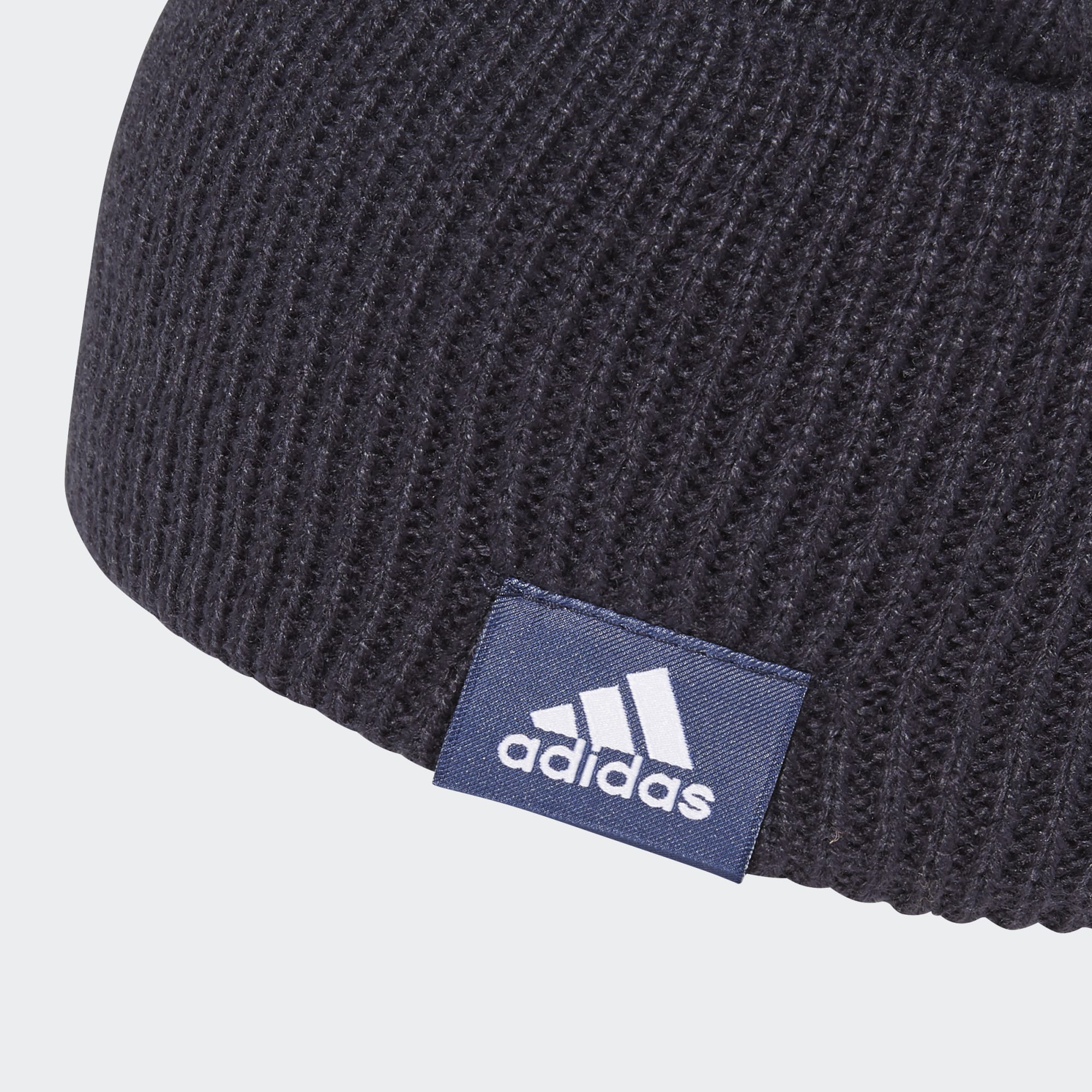 Зимняя шапка адидас. Шапка adidas Perf Woolie dz8916. Шапка adidas Performance Woolie. Adidas Clmwm Beanie. Бинни шапки мужские адидас.