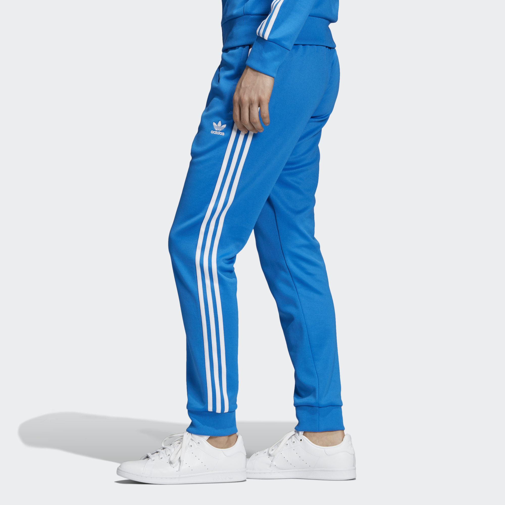 Спортивные брюки adidas original. Мужские брюки adidas Originals SST track. Adidas SST TP Blue брюки. Штаны adidas SST Blue Bird. Adidas Originals брюки спортивные SST TP P Blue.