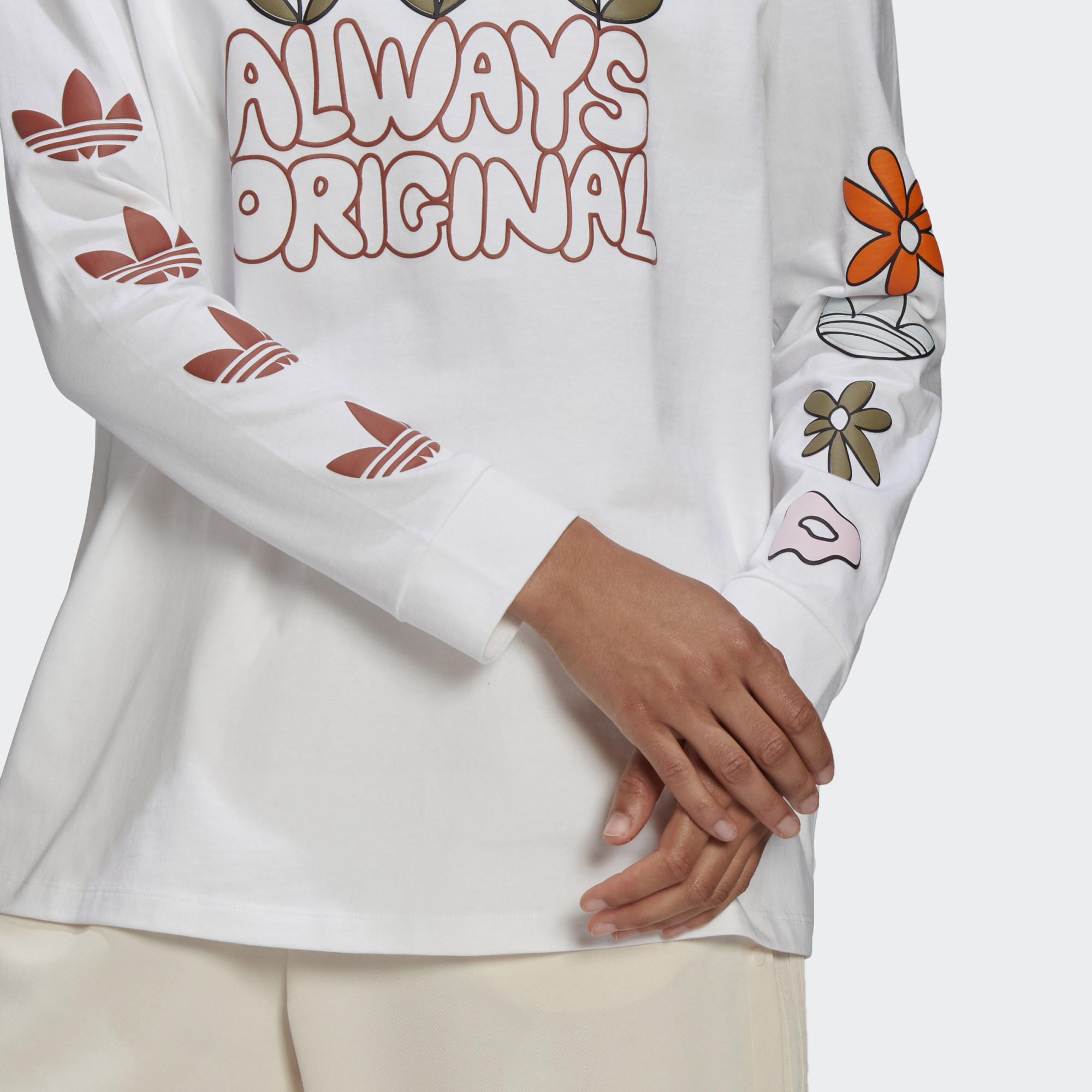 Жіночий лонгслів Always Original Graphic HF2013 Adidas Originals - Украина