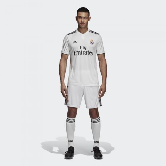 Домашняя игровая футболка Реал Мадрид