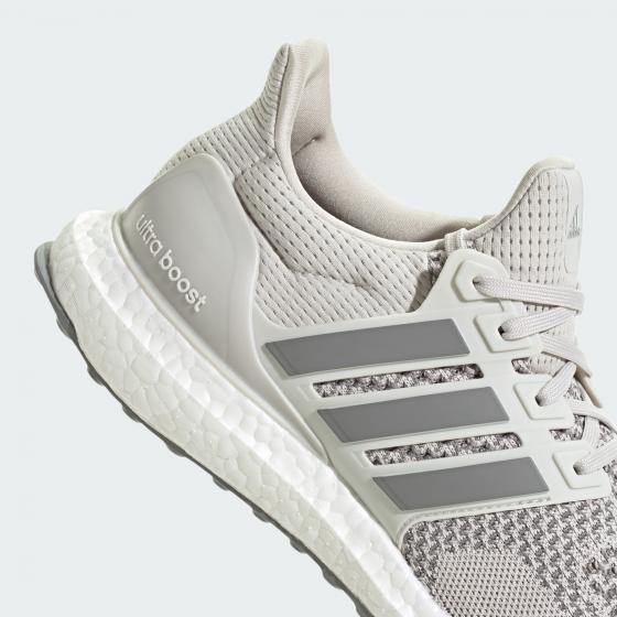 Кроссовки Ultraboost 1.0 IE8976